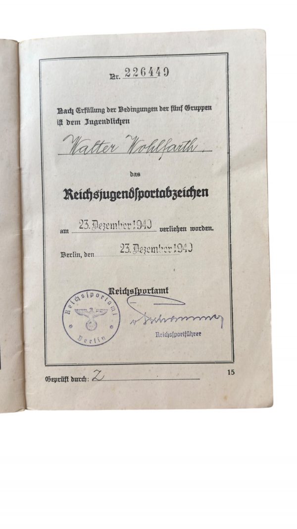 Ensemble Reichssportabzeichen 1942 Hitlerjugend – Image 22