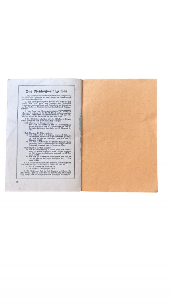 Ensemble Reichssportabzeichen 1942 Hitlerjugend – Image 23