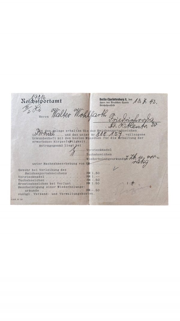 Ensemble Reichssportabzeichen 1942 Hitlerjugend – Image 25