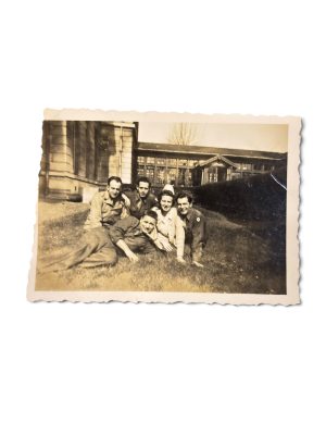 Photo Nurse + Soldats WWII